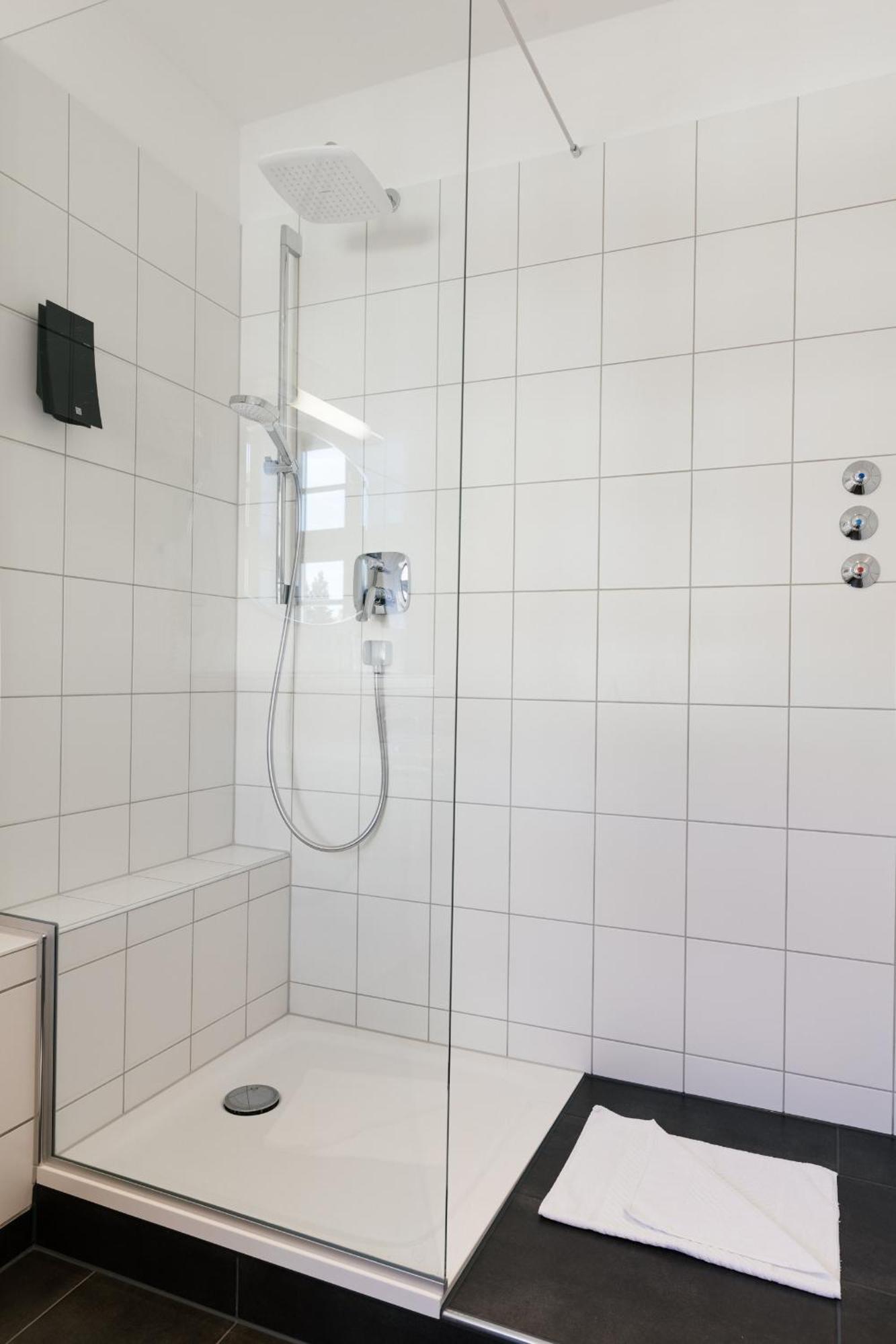 Hotel Zum Schwan Wanfried Extérieur photo